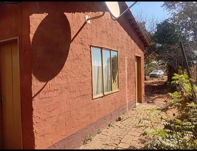 2 BEDROOM HOUSE FOR SALE IN SOSHANGUVE SOUTH